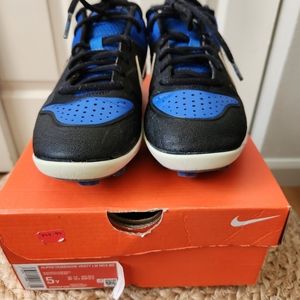 Youth Nike baseball cleats